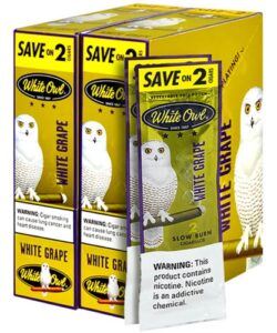 White Owl White Grape Cigarillos, box of 30 foil pouches of 2
