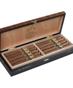 Montecristo 1935 Anniversary Nicaragua Pressed Espeso cigars, box of 10