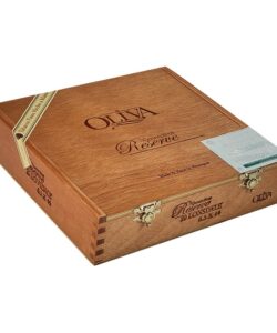 Oliva Connecticut Reserve Lonsdale cigars, box of 20